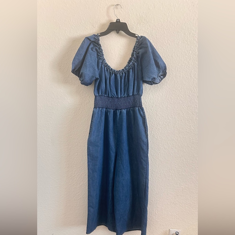 Blush jumpsuit wide leg chambray size m